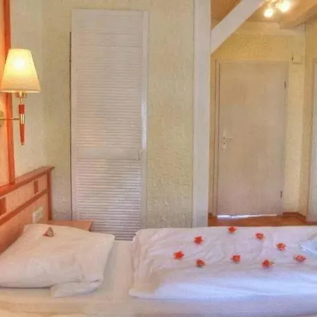 Vogel Hotel & Appartements Rostock