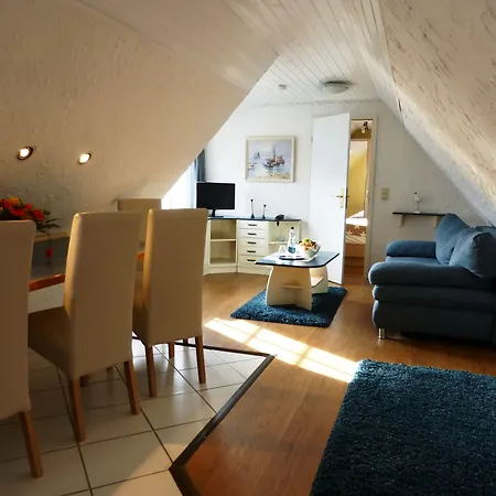 Vogel Hotel & Appartements 4* Rostock