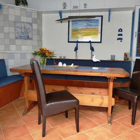 Vogel Hotel & Appartements Rostock